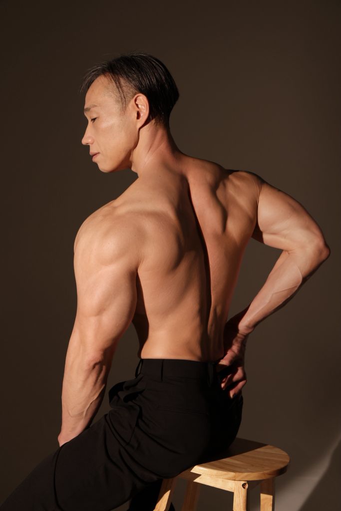 トレーナー背中